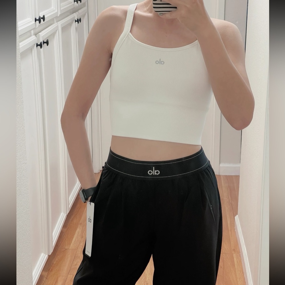 ALO Yoga Black High-Rise Wide Leg Pants - Picture 4 of 4